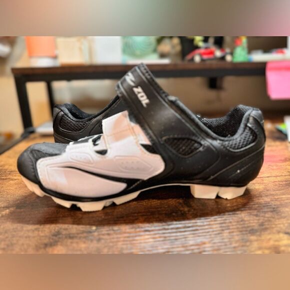 Mountain Bike Fitness Cycling Shoes Zol White MTB Size US 6 EUR 38 Unisex - Picture 2 of 9